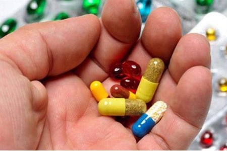MEDICAMENTOS ANTIRRETROVIRALES